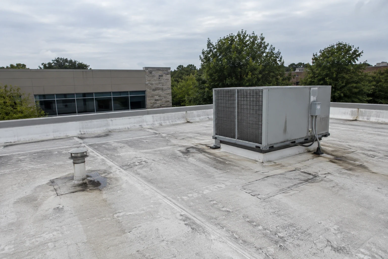 Medical Office Roofing in Fayetteville, AR Medical Office Roofing in Fayetteville, AR