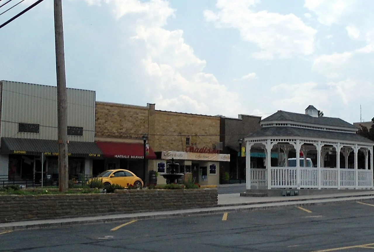 Commercial Roofing in Huntsville, AR Commercial Roofing in Huntsville, AR